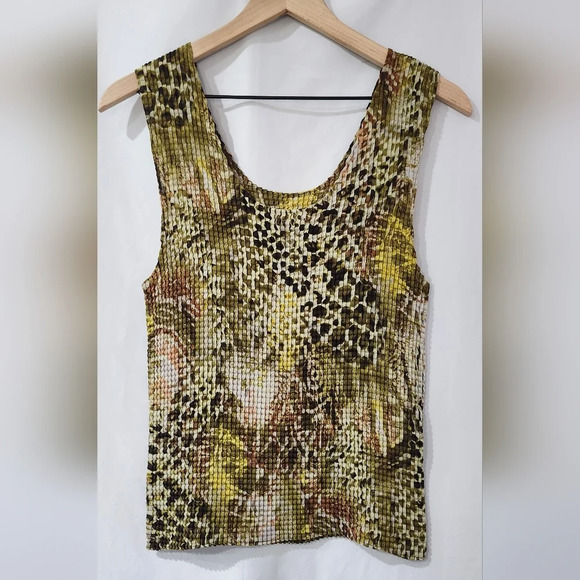 Nicola‎ Womens Crinkle Top Size XL Green Animal Print Scrunch Mobwife 90s Y2K - Picture 3 of 7